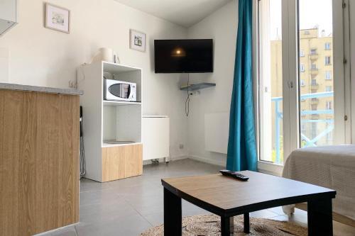 Apartamento Nice Studio Fully Renovated In 2021 Parking - Cocooning - #bs