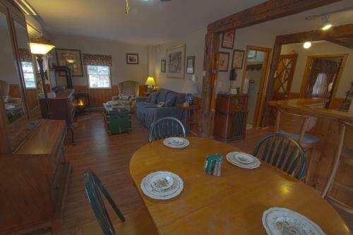 Phineas Swann Bed & Breakfast Inn