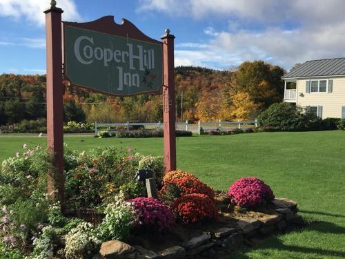 Posada Cooper Hill Inn