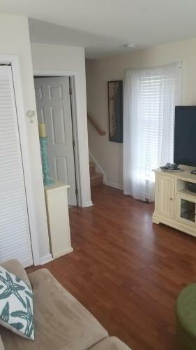 65 East Atlantic Way, Lavalette, New Jersey