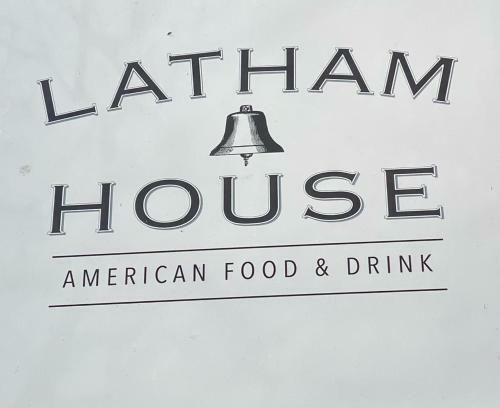 Riverhouse Extended Stay Apartment