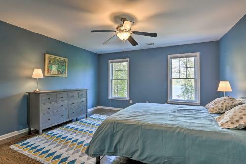 Spacious Lakefront Retreat With Deck And Views!