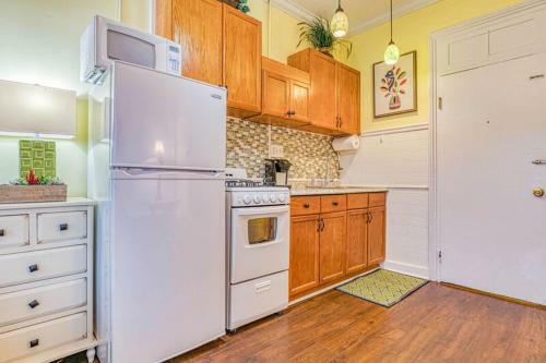 The Allenhurst, Apartment #10 - Studio & Bathroom Apartment