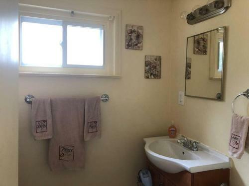 Apartamento Updated 2br 1bath Parking /close To Everything
