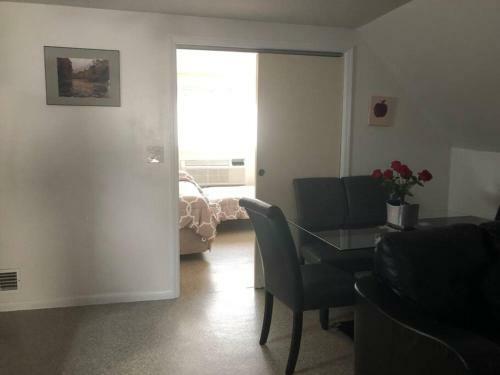 Apartamento Updated 2br 1bath Parking /close To Everything