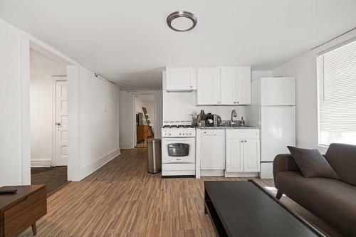 Apartamento Charming 2br With Parking, 1 Block From Beach