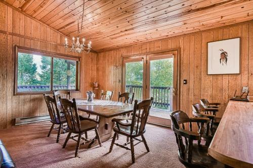 Trailhead Retreat