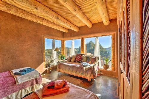 Peaceful New Mexico Retreat With Panoramic Mtn Views