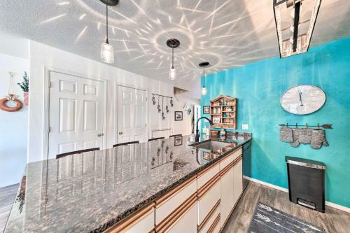 Apartamento Bright Cloudcroft Condo With Game Room And Deck!