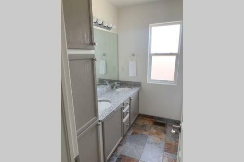 Spacious, Comfortable & Relaxing Home