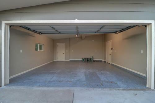 Sleek, Modern Designer Home With Many Amenities