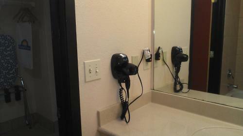 Motel Robinson Inn And Suites