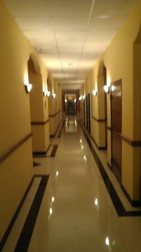 Motel Robinson Inn And Suites