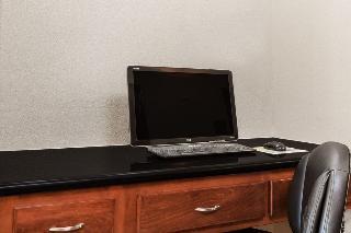 Hotel Days Inn & Suites Marquez