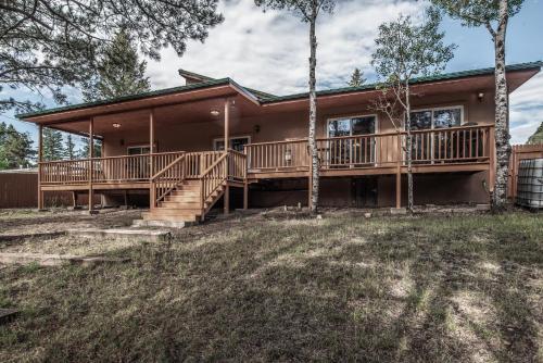 Shady Pines, 3 Brs, Game Room, Fireplace, Wifi, Sleeps 12