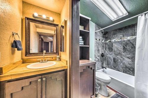 Large Mtn View Home - 6 Mi To Ruidoso Downs!