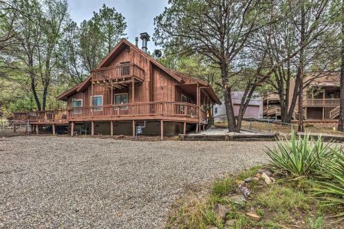 Rustic Ruidoso Cabin With Large Deck And Grill!