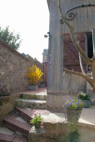 Hostal Chambres Chez L'habitant Capucine