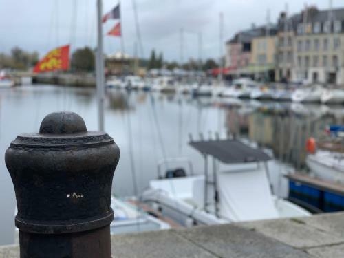 Bed & Breakfast L'ecole Des Demoiselles