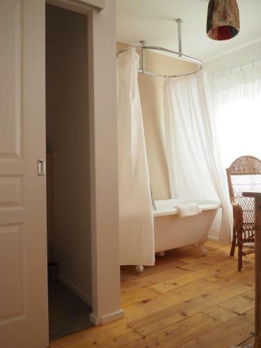 Hotel H�tel Lido Beach