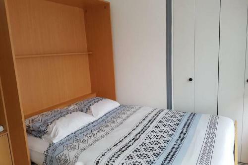 Apartamento Petite Studette Centre Ville Toute �quip�e (15m2)