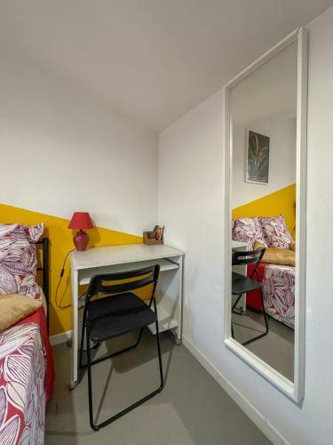 Chambre Moderne Et �quip�e Chez Patricia Et Roger
