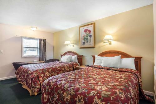 Motel Rodeway Inn - Bellows Falls