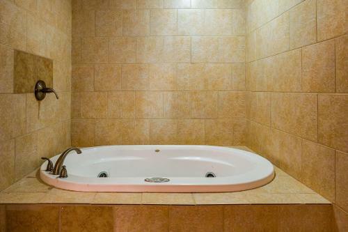 Motel 6 Red Oak