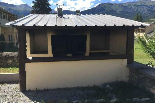 Maison Neuve Proche de Barcelonnette