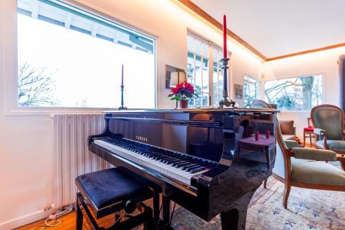 Villa Maison Campagnarde Avec Vue Sur Vall�e � 30 Min de La Tour Eiffel