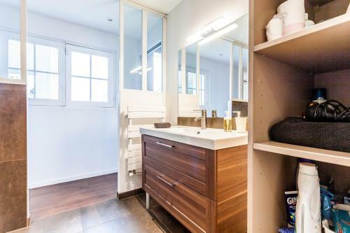 Villa Maison Campagnarde Avec Vue Sur Vall�e � 30 Min de La Tour Eiffel