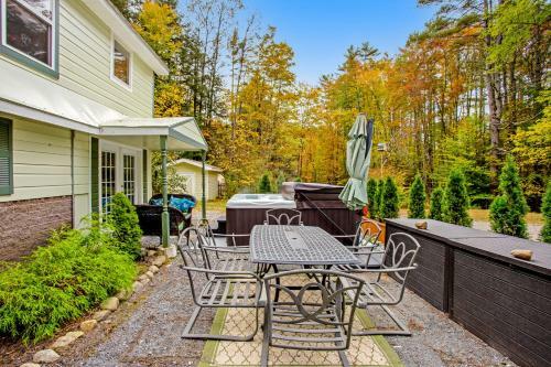 The Lodge At Schroon River