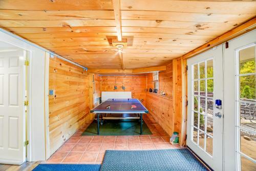 The Lodge At Schroon River