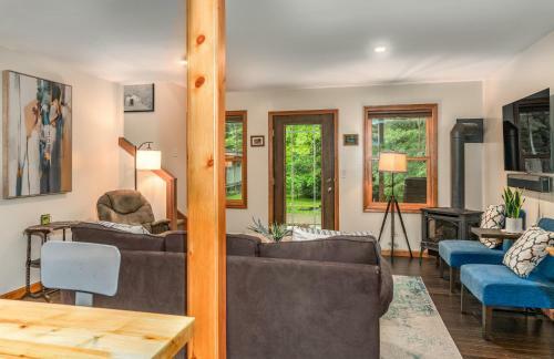 Cabin Glamping Chef's Kitchen New Build