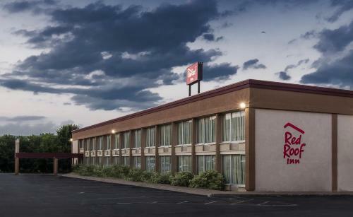 Posada Red Roof Inn Cortland