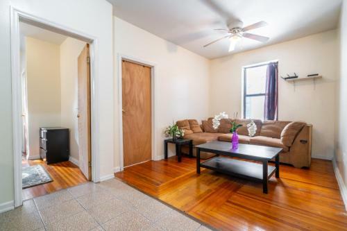 Hostal Eastern Parkway Guest House