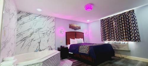 Hotel East New York Inn