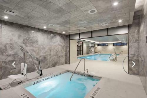 Apartamento Luxury 1bdr Penthouse With Balcony & Pool