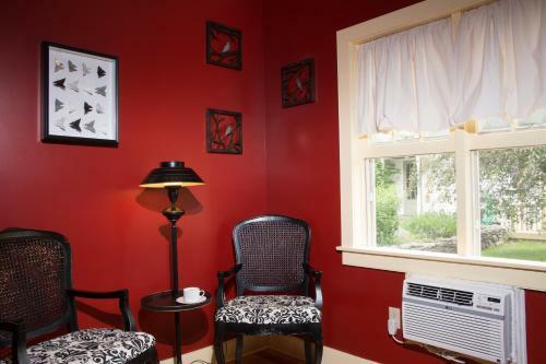 Bed & Breakfast Inn At Silver Maple Farm