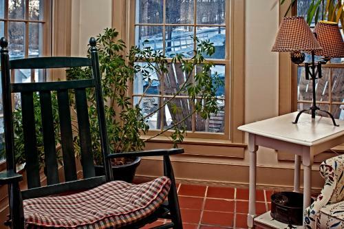 Bed & Breakfast Inn At Silver Maple Farm