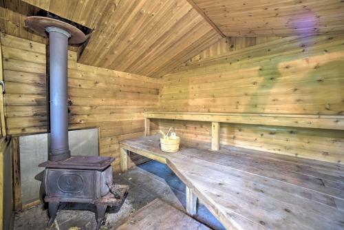 Home With Sauna And Fire Pit 13 Miles To Windham Mtn!