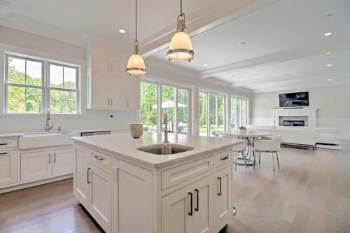 Luxury East Hampton Home With Private Saltwater Pool!