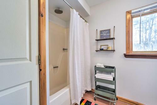 Apartamento Cozy Studio On Secluded 55 Acres With Fire Pit!