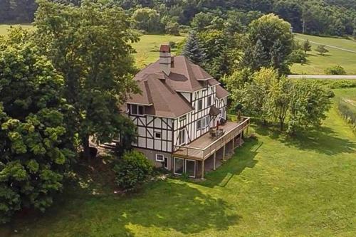 The Manor House