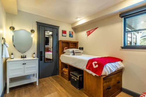 The Dorm Hotel