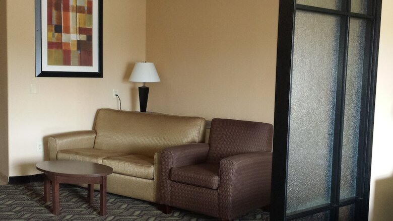 Hotel Comfort Suites Jewett