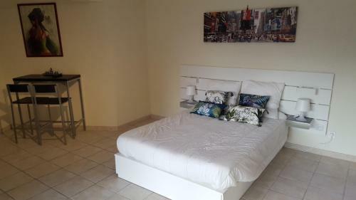 Hostal Mas Des Marcellines