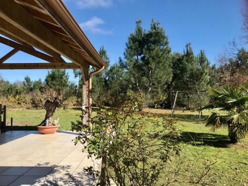 Maison Avec Piscine Au C?ur de La For�t