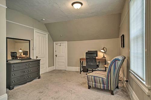 Charming Buffalo Home With Private Yard And Deck!