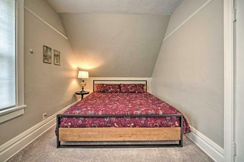 Charming Buffalo Home With Private Yard And Deck!